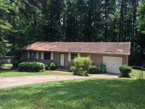 Investment property: Lithonia, GA 30058