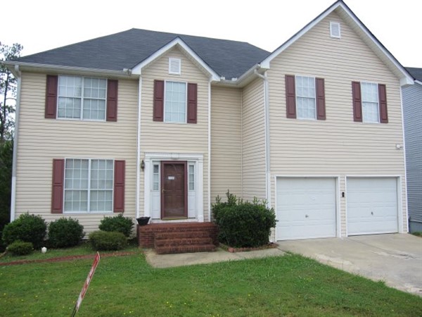 Investment property: Ellenwood, GA 30294