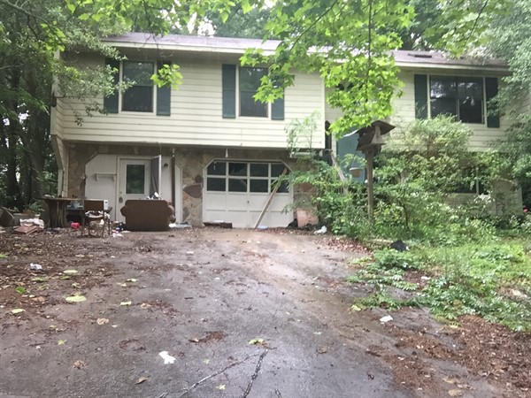 Investment property: Lithia Springs , GA 30122